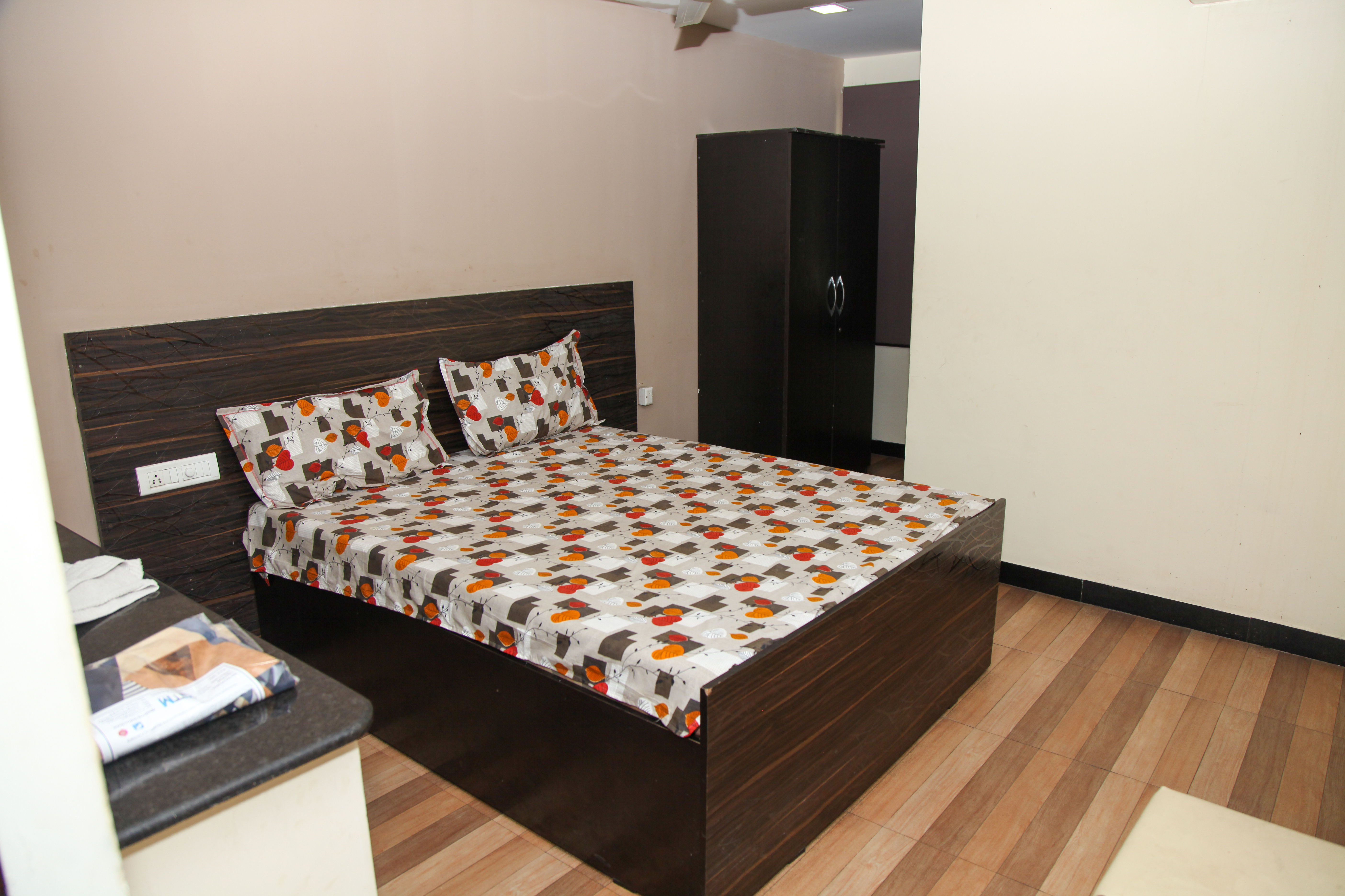 Deluxe Room Living Area